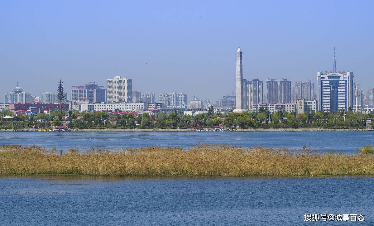 地处成都和重庆之间的资阳市，为啥就是发展不起来了呢？